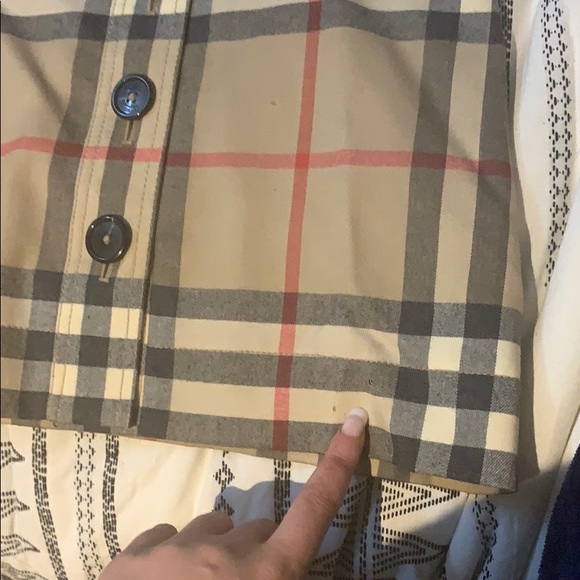 GUC Burberry mini skirt size 4 - Picture 3 of 3
